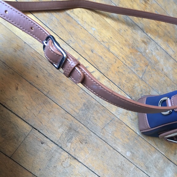 Coach purse - Picture 7 of 7